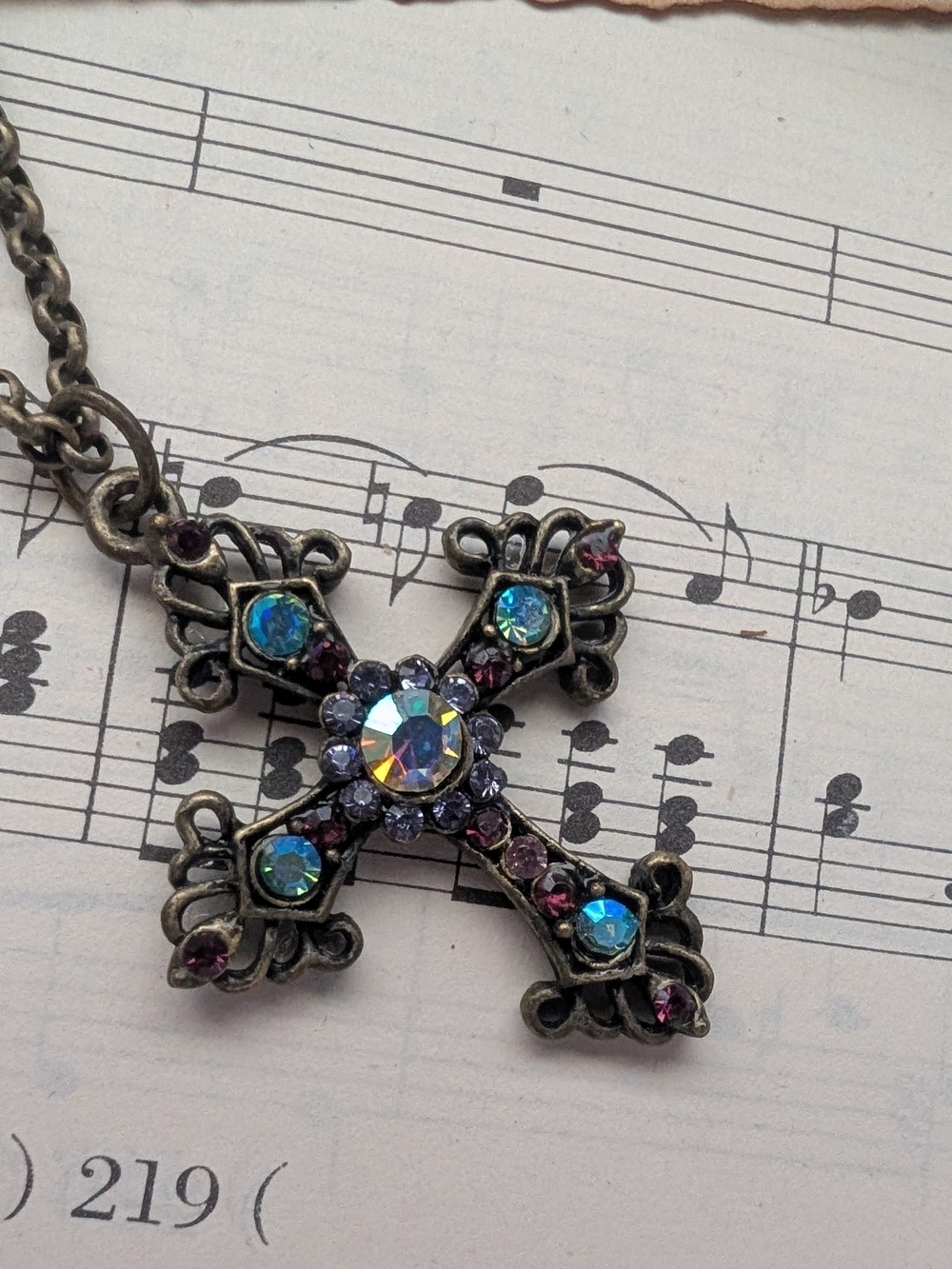 Vintage-Inspired Iridescent Crystal Cross Pendant Necklace - Unbranded
